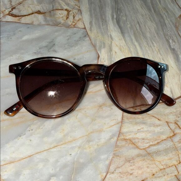 Tommy Hilfiger Brown Sunglasses main image 4